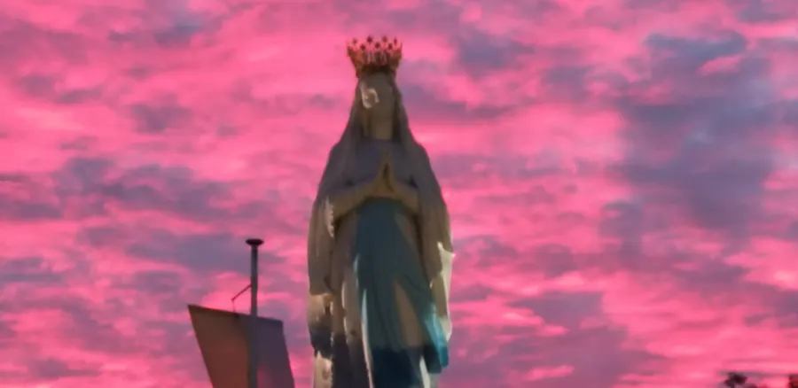 La Vierge couronnée au matin